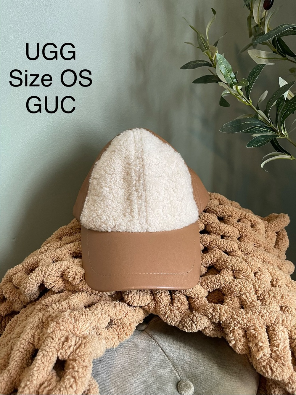 UGG Leather & Shearling Panel Cap - Chestnut and Cream